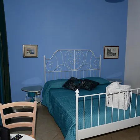 Apartment Domus Est *